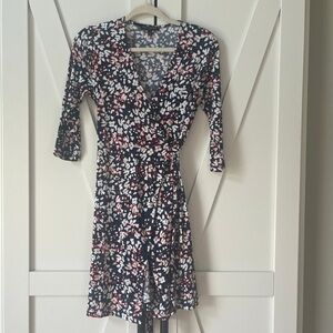 Black and White Fit and Flare V-Neck Dress